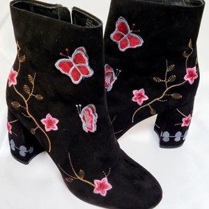 ❤️Host Pick NANETTE LEPORE- NWOT Lilly Black Suede-Look Ankle Booties B…